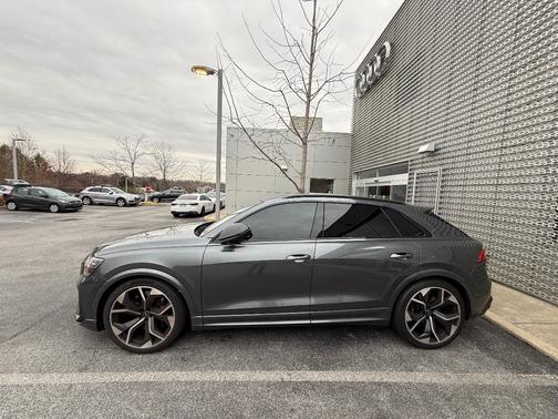 2023 Audi RS Q8 4.0T