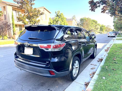 2015 Toyota Highlander LE