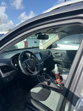 Gray 2014 Jeep Cherokee Latitude