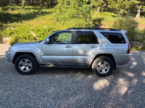 2005 Toyota 4Runner Limited V8