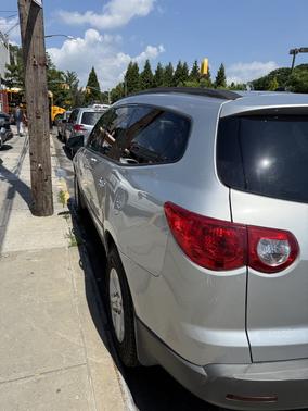 2011 Chevrolet Traverse LS