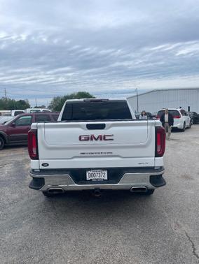 White 2021 GMC Sierra 1500 SLT