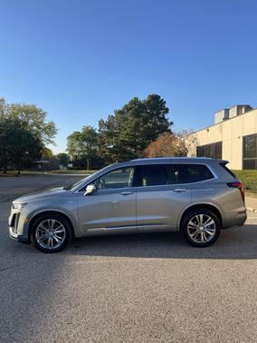 2024 Cadillac XT6 Premium Luxury AWD