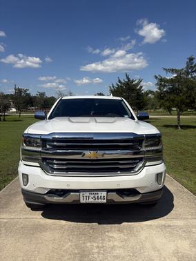 White 2016 Chevrolet Silverado 1500 High Country