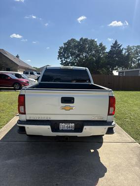 White 2016 Chevrolet Silverado 1500 High Country