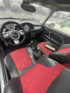 2005 MINI Cooper S Base