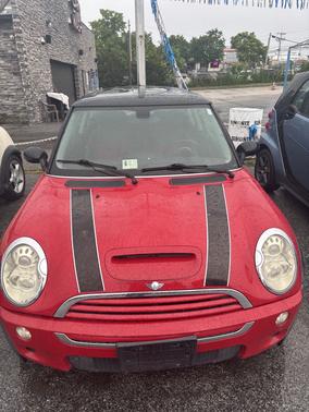 2005 MINI Cooper S Base