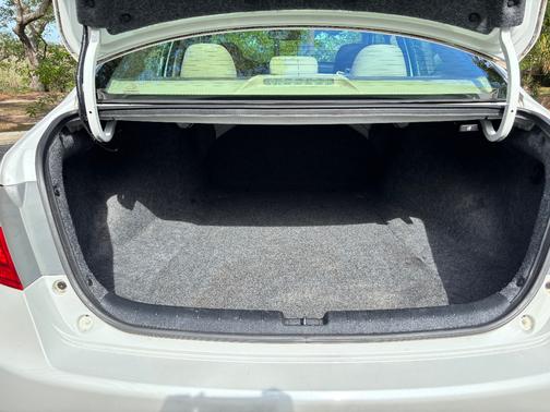 White 2015 Honda Accord EX-L