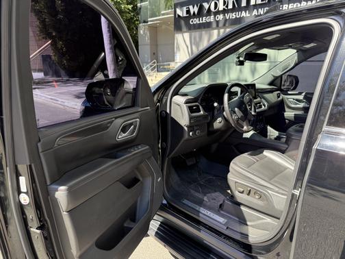 2021 Chevrolet Suburban RST