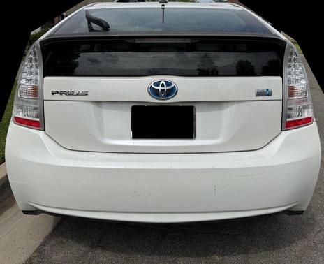 White 2011 Toyota Prius IV