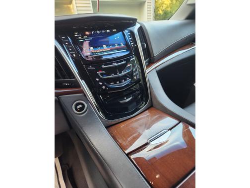 2019 Cadillac Escalade ESV Luxury