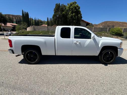 White 2007 Chevrolet Silverado 1500 LT1 Extended Cab