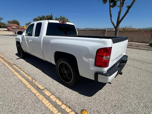 White 2007 Chevrolet Silverado 1500 LT1 Extended Cab