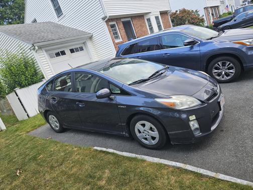 2011 Toyota Prius III