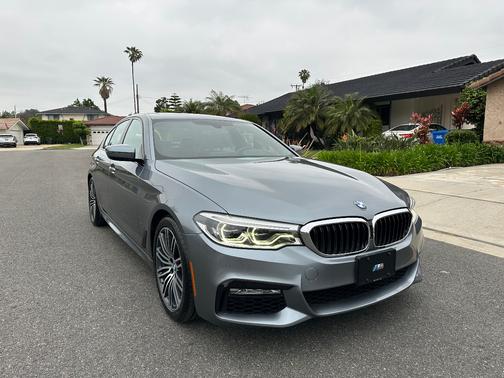 Blue 2017 BMW 540 i