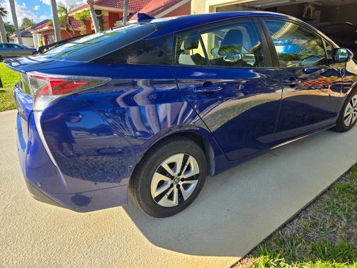 2018 Toyota Prius Two