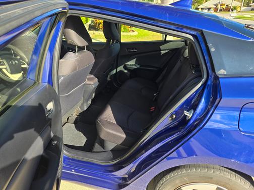 2018 Toyota Prius Two