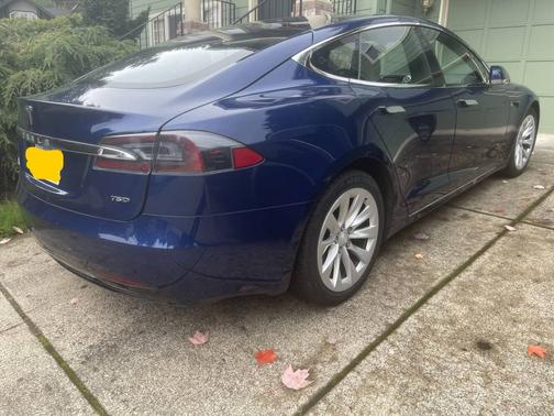 2017 Tesla Model S 75D