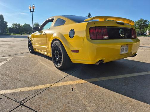 Yellow 2006 Ford Mustang GT