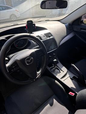 2013 Mazda Mazda3 i Sport