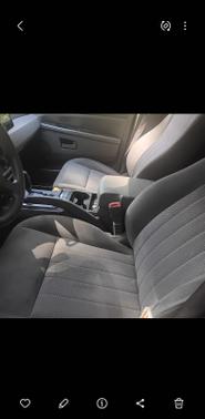 Beige 2005 Jeep Grand Cherokee Laredo