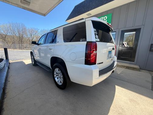 White 2015 Chevrolet Tahoe LT