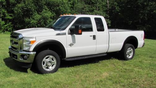 White 2016 Ford F-250 XLT