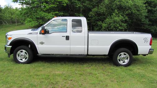 White 2016 Ford F-250 XLT