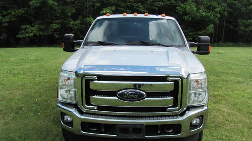 White 2016 Ford F-250 XLT