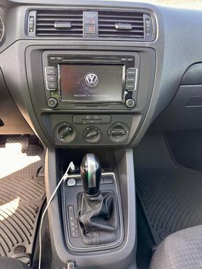 Blue 2015 Volkswagen Jetta 2.0L S