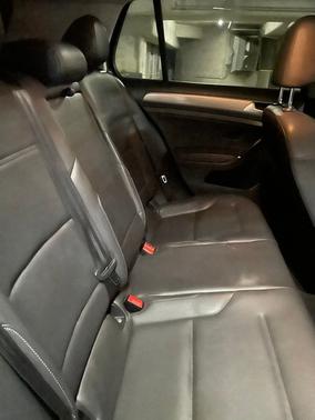 Black 2015 Volkswagen Golf DSG TDI SE