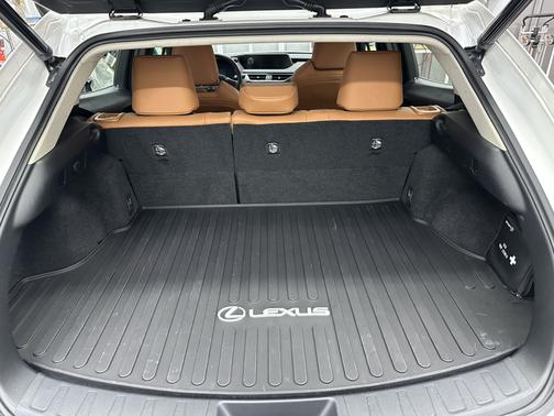 2019 Lexus UX 250h Base