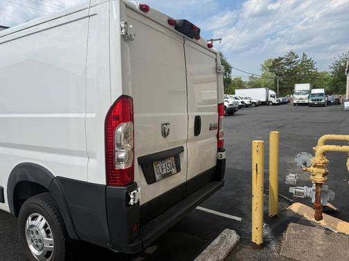 White 2019 RAM ProMaster 1500 Low Roof
