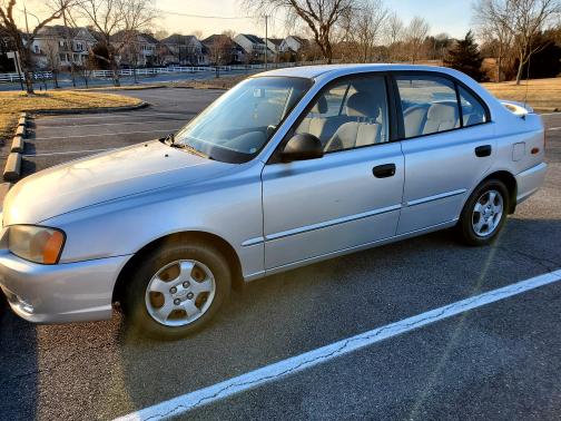 2002 Hyundai Accent GL