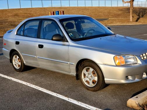 2002 Hyundai Accent GL