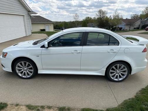 White 2011 Mitsubishi Lancer Ralliart