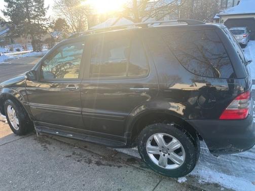 2005 Mercedes-Benz M-Class ML 350 4MATIC