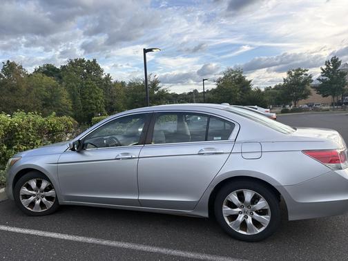 Gray 2008 Honda Accord EX-L