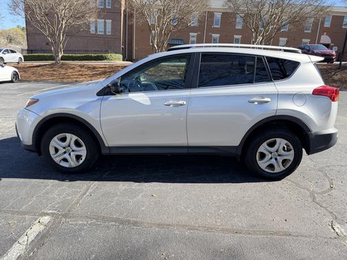 2014 Toyota RAV4 LE