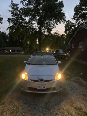 Silver 2010 Toyota Prius IV