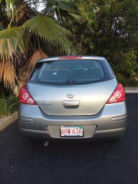 2010 Nissan Versa 1.8 S