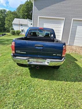 Blue 2006 Toyota Tacoma Access Cab