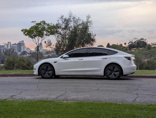 White 2021 Tesla Model 3 Standard Range Plus