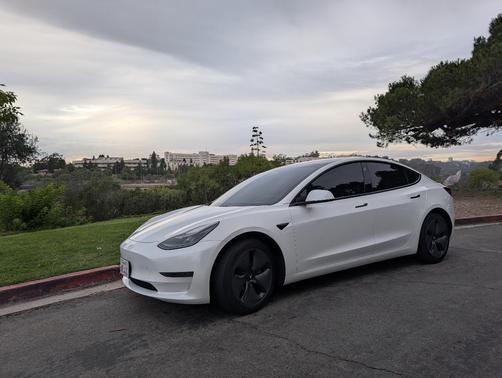 White 2021 Tesla Model 3 Standard Range Plus