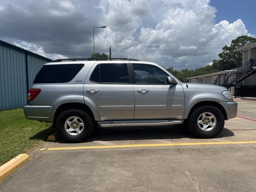 Silver 2001 Toyota Sequoia SR5