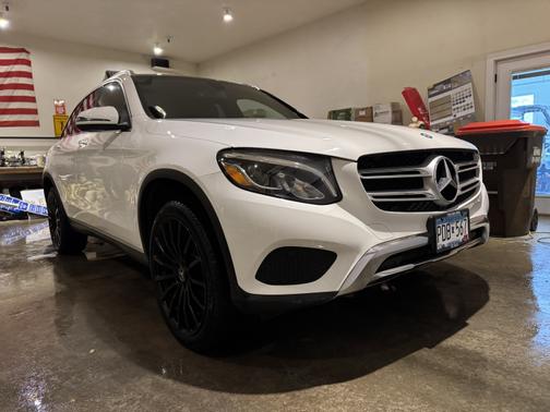 2017 Mercedes-Benz GLC 300 4MATIC