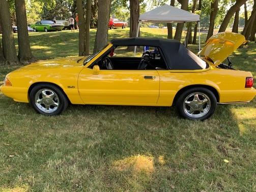 1993 Ford Mustang LX 5.0L