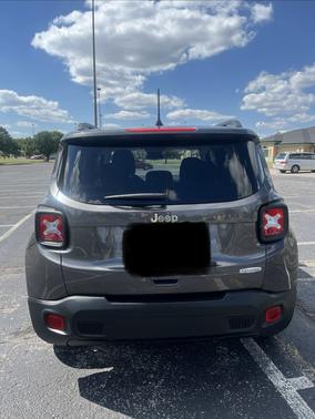 Black 2019 Jeep Renegade Latitude