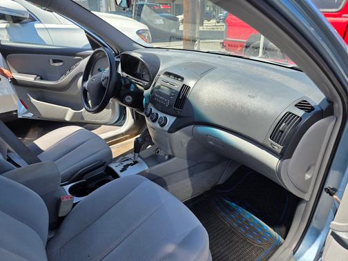 Blue 2007 Hyundai ELANTRA SE