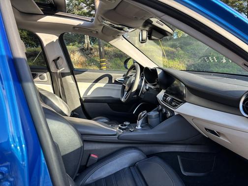 2018 Alfa Romeo Giulia Ti Sport